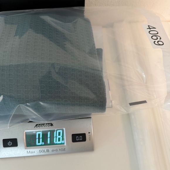 Chaser Top Women XL Green Long Sleeve Waffle Knit Button Cuffs Round Neck - Picture 11 of 11